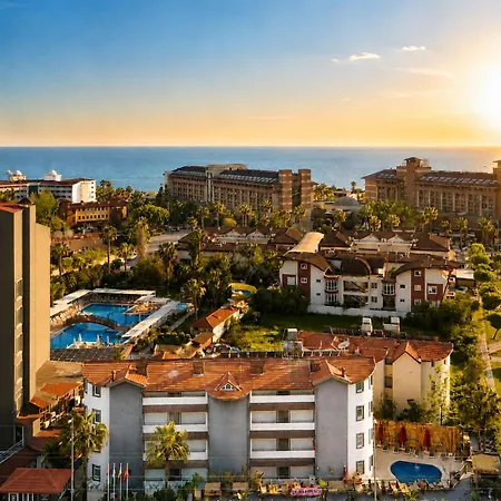 Meryam Deluxe Oda ve Kahvaltı 4*