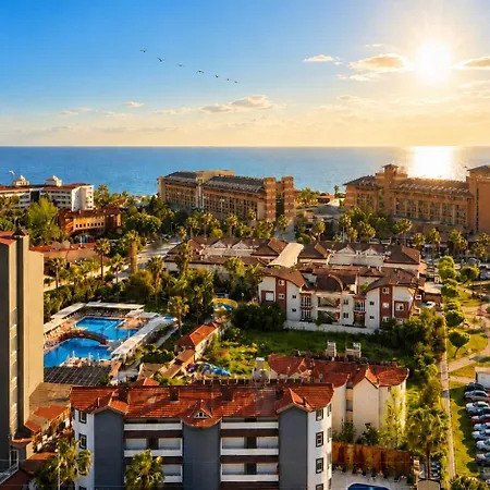 Oda ve Kahvaltı Meryam Deluxe Side